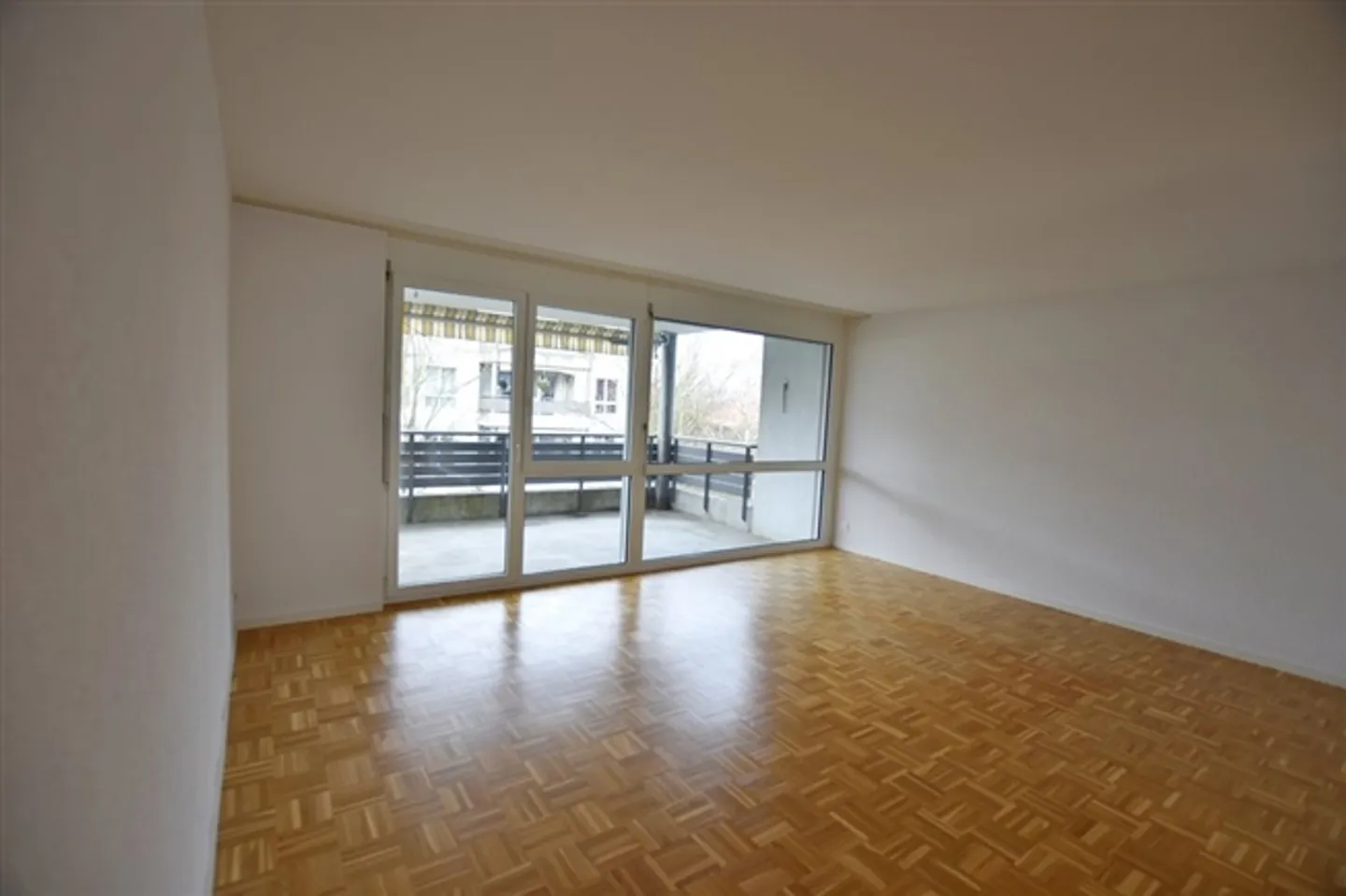 Apartment for rent - Photo 9 of 12