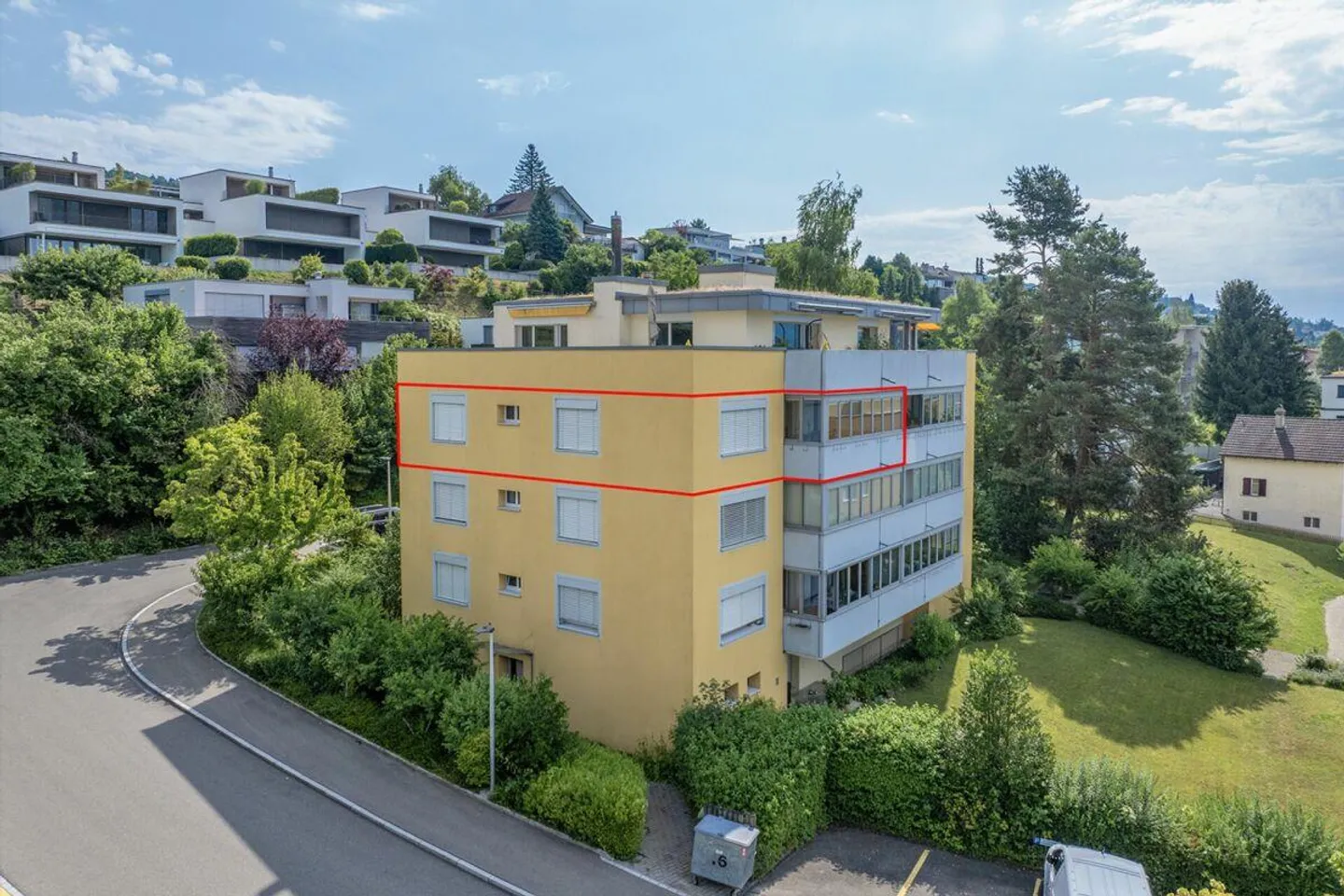 Charmante Wohnung mit Seesicht - Foto 1 von 13