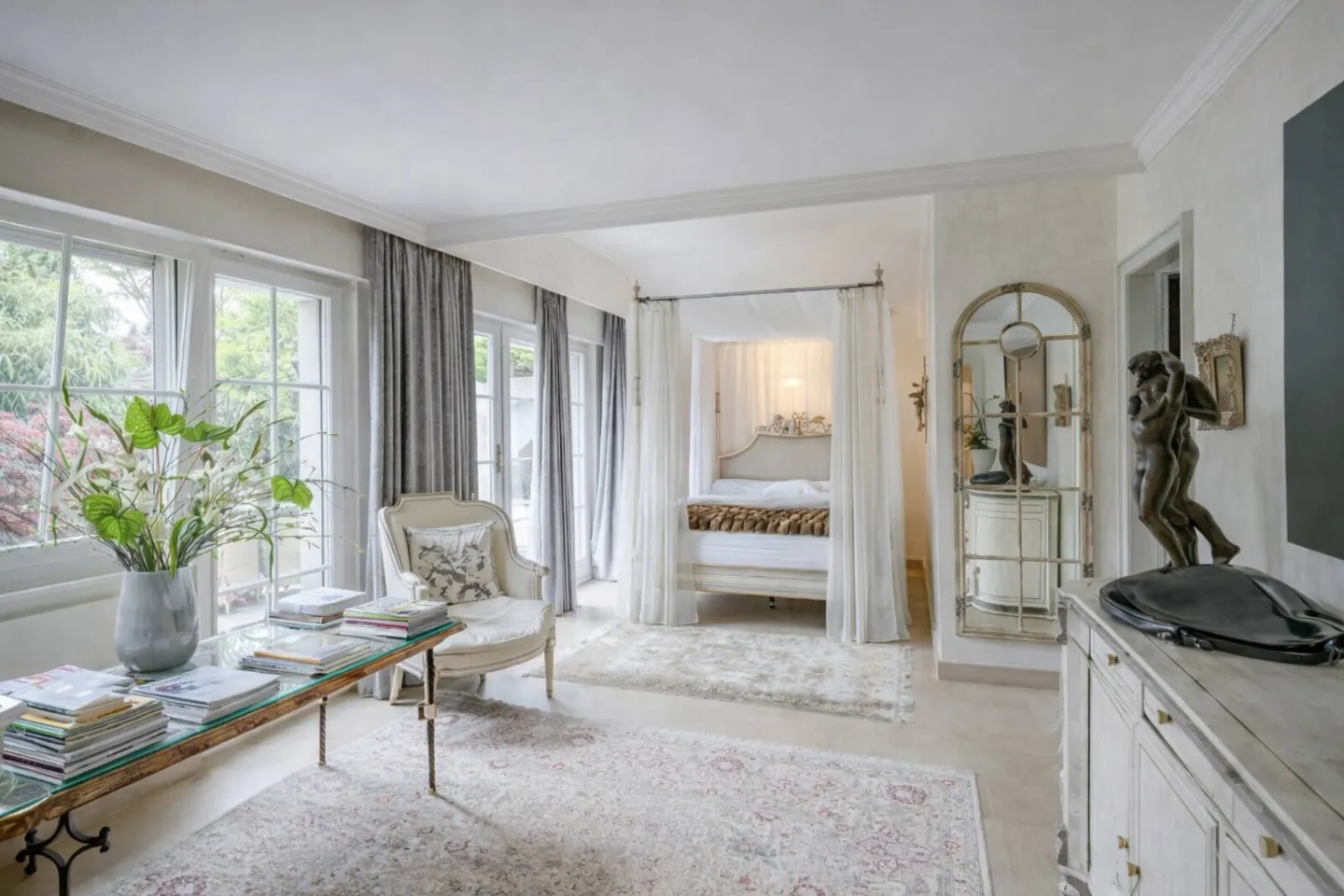 Eccellente Villa Familiare con Piscina e Giardino Incantevole - Foto 4 di 8