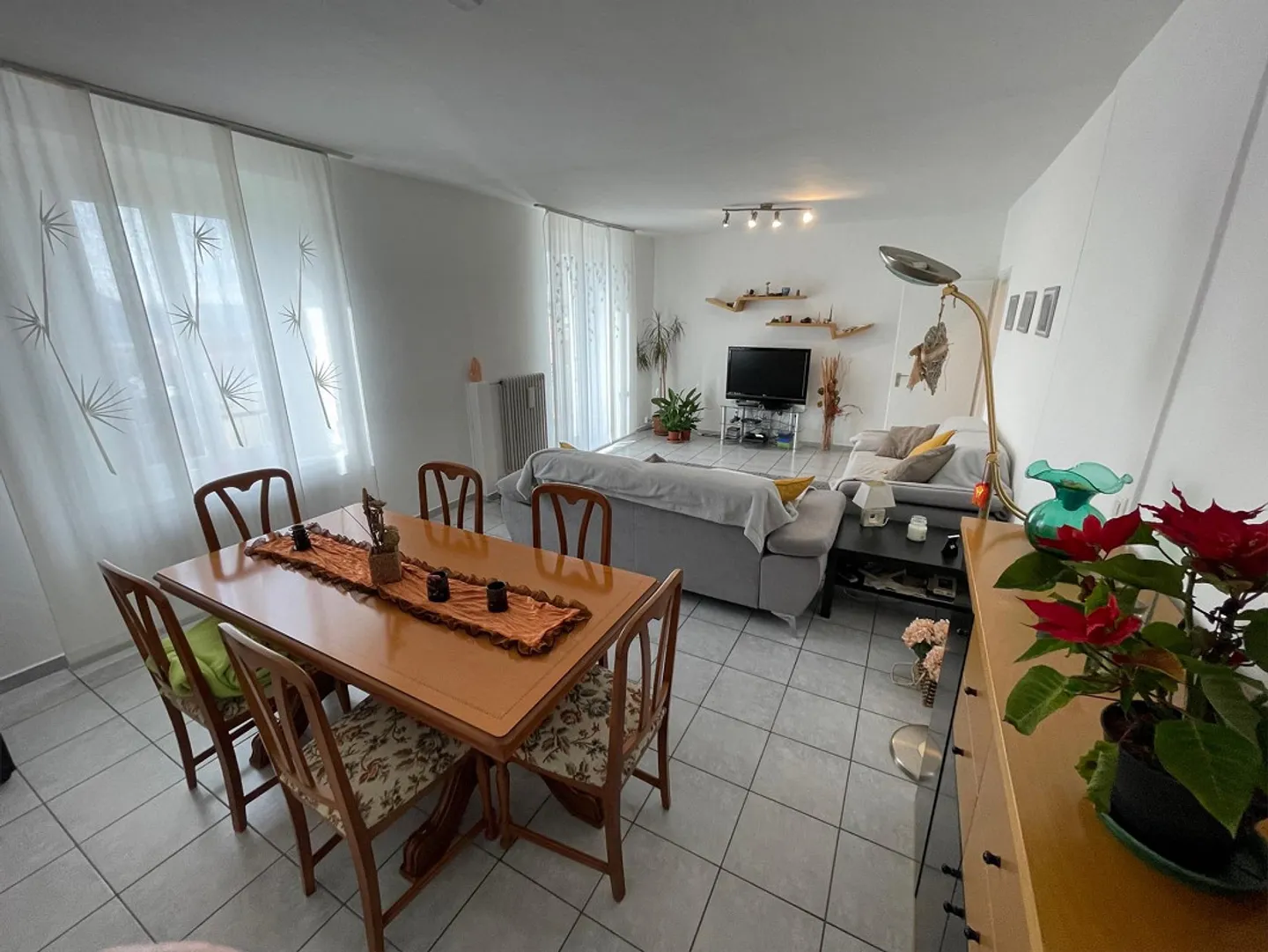 Affascinante Casa Unifamiliare - Foto 7 di 13