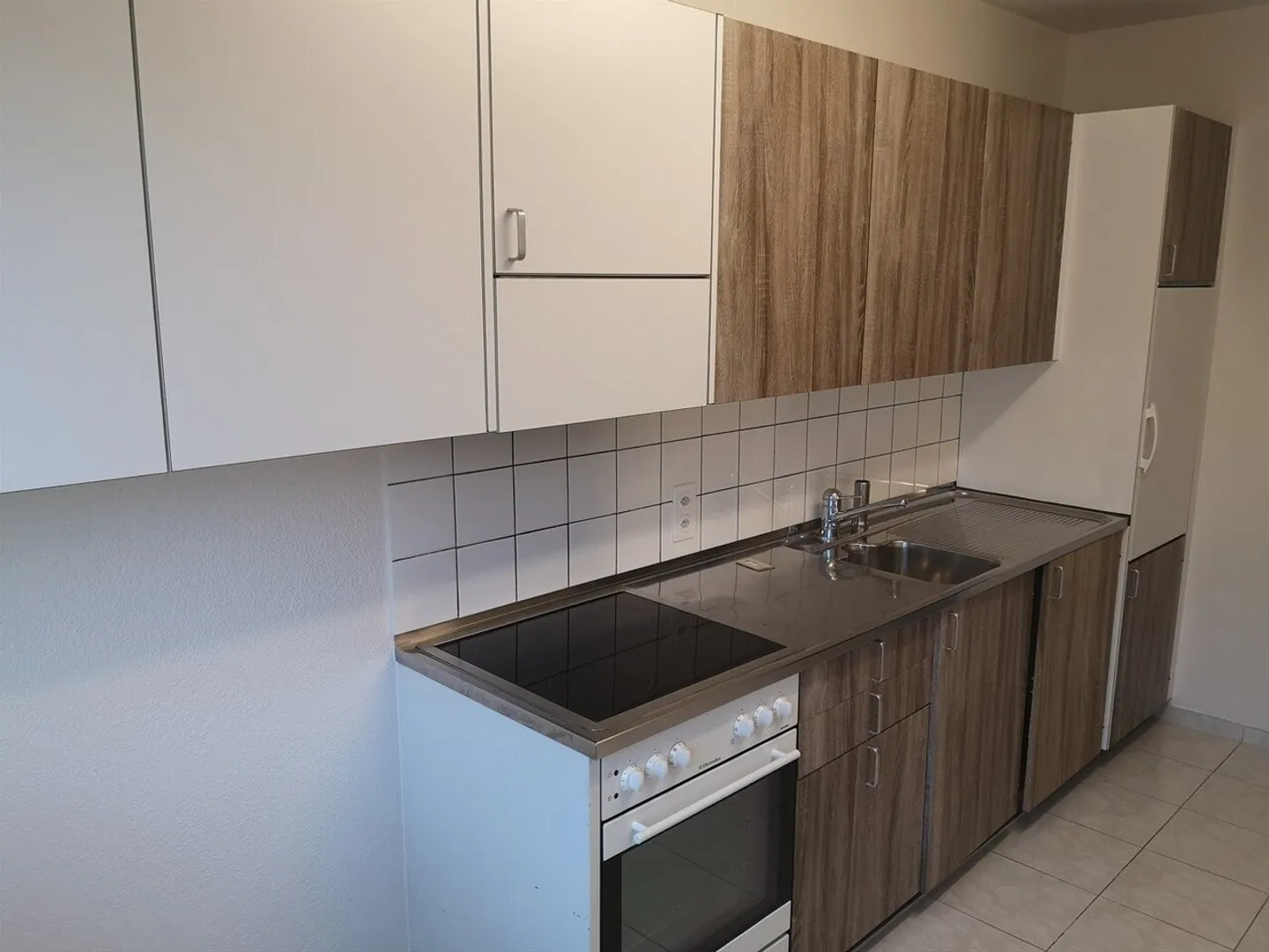 Charming 3-Room Apartment - Photo 4 of 7