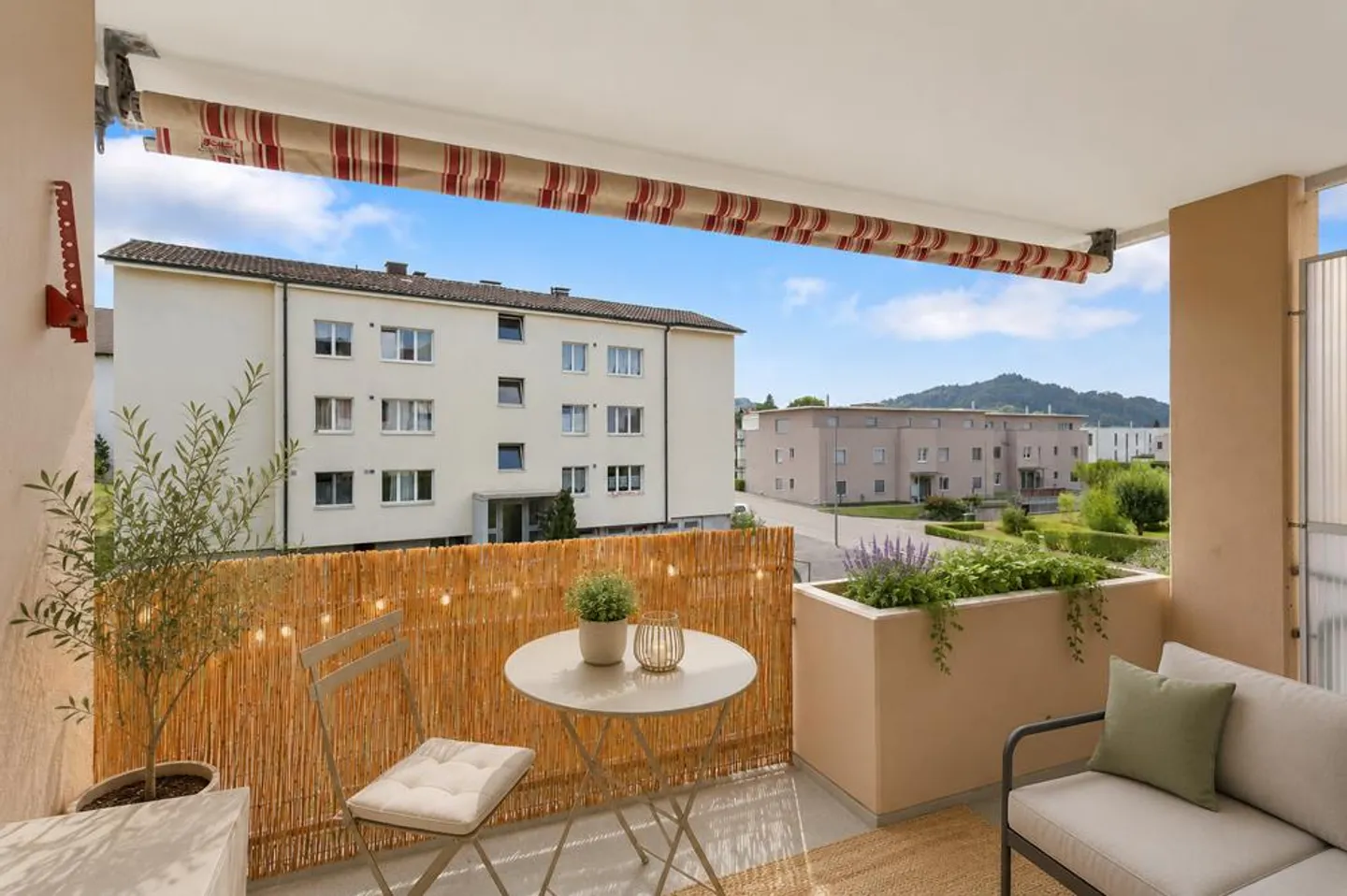 Geräumige moderne Wohnung - Foto 8 von 10