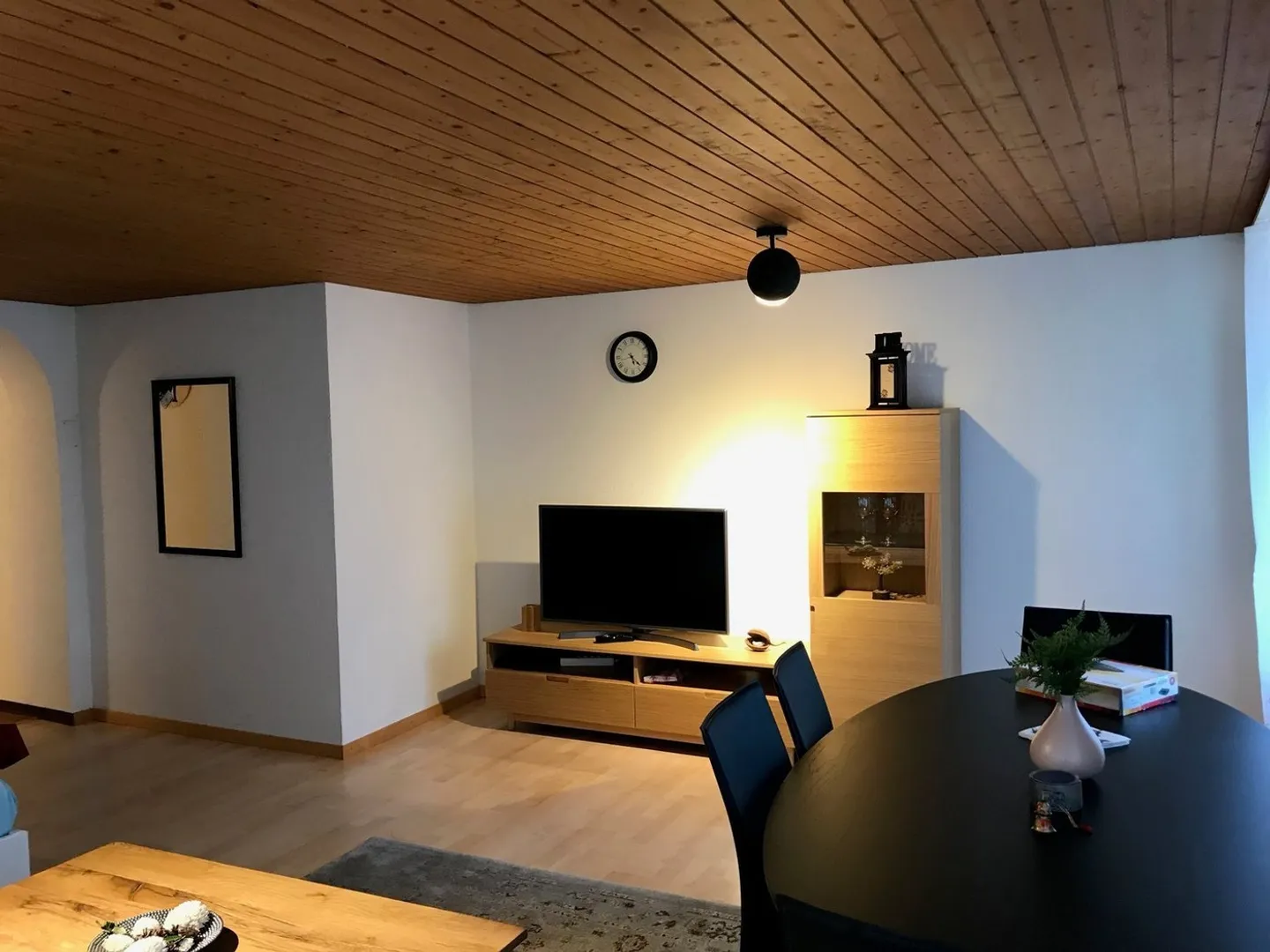 Moderne 2,5-Zimmer-Wohnung in Langnau am Albis – Ideal für Berufstätige - Foto 3 von 10