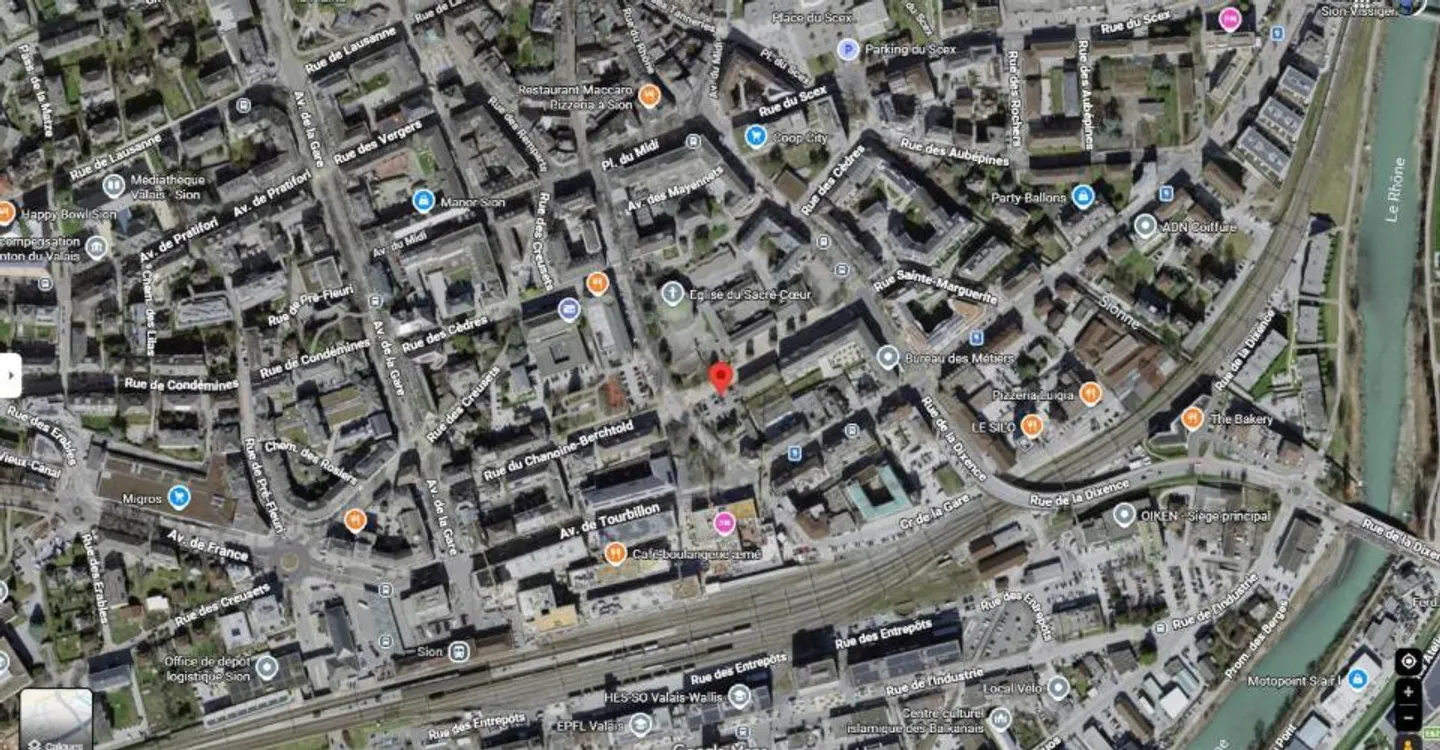 Appartamento attraversante 4.5 stanze 4° piano nel centro della città di Sion vicino alla stazione - Foto 3 di 3