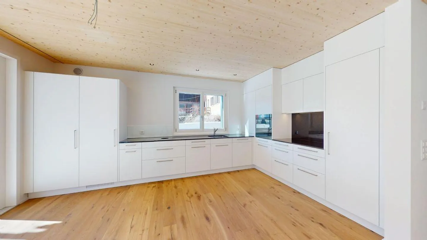 SPAZIOSO | STILOSO CON CARATTERE | GIOIA DI VIVERE GARANTITA - Foto 3 di 12