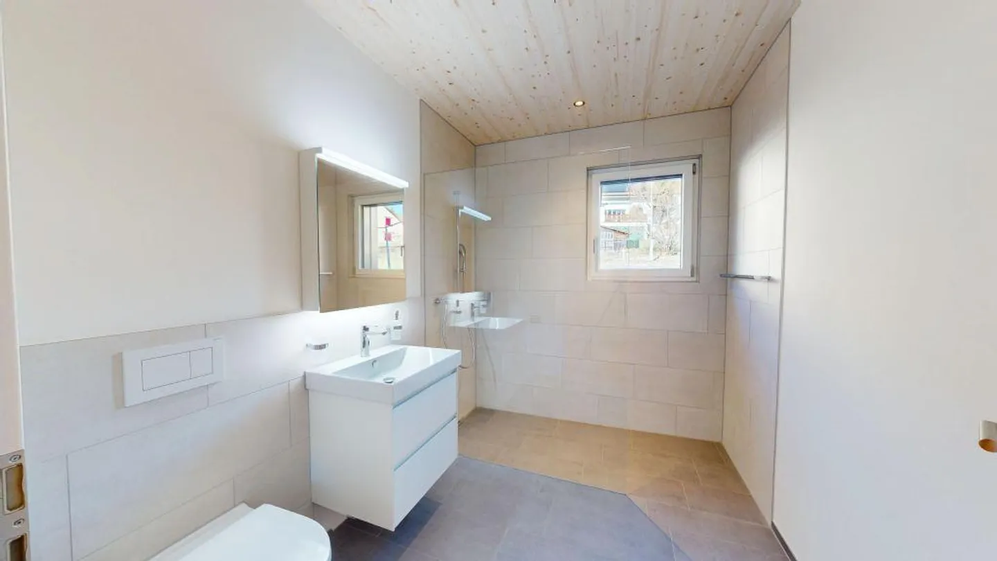 SPAZIOSO | STILOSO CON CARATTERE | GIOIA DI VIVERE GARANTITA - Foto 4 di 12