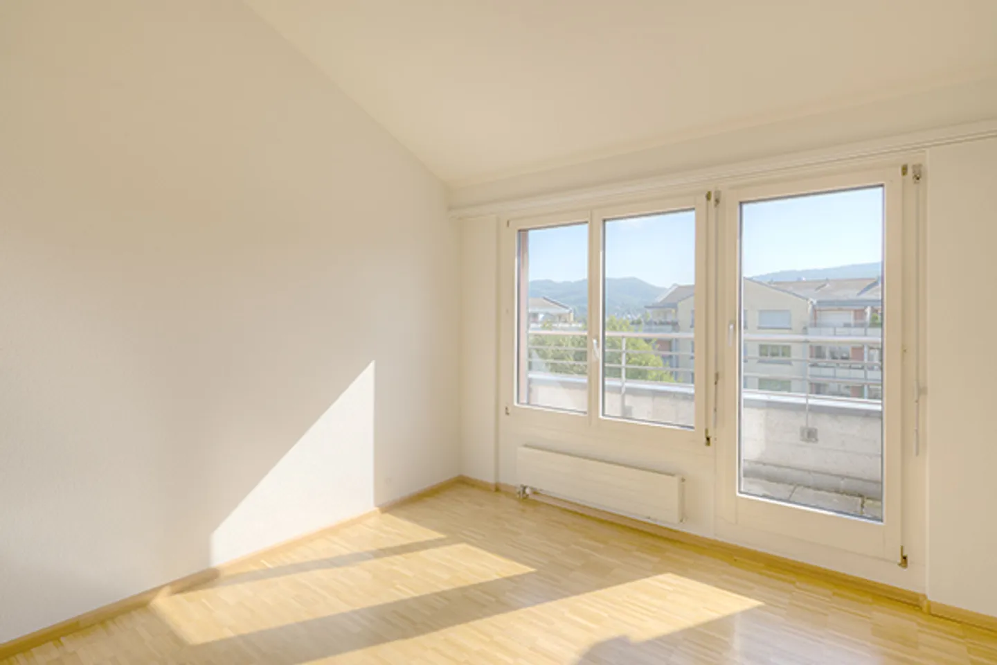 Apartment for rent - Photo 6 of 9