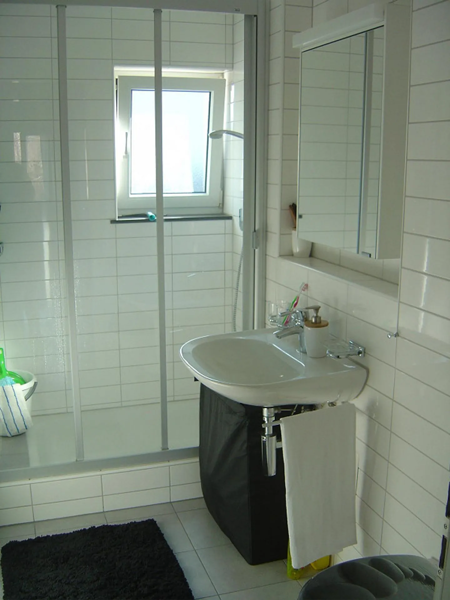 Sonnige Wohnung in Winkeln - Foto 9 von 9