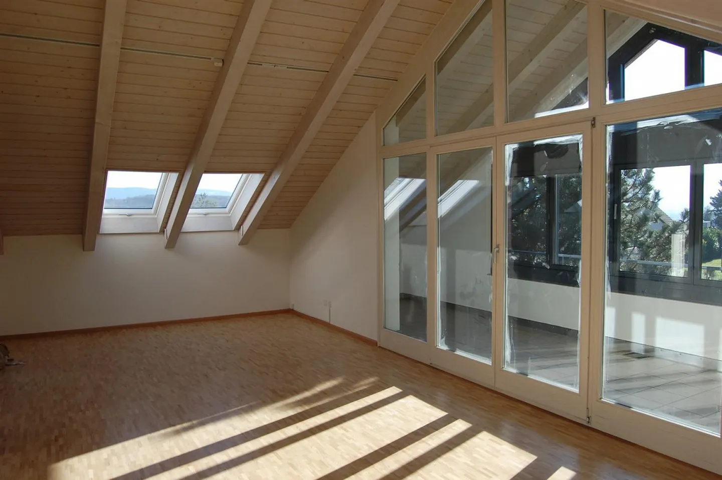 Appartamento mansardato affascinante con 155 m² di superficie abitabile - Foto 2 di 10