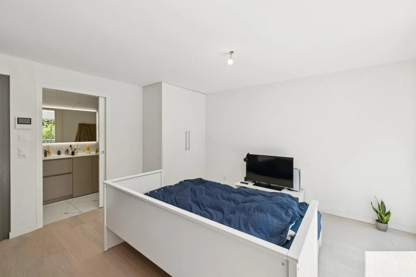 Studio moderne - Photo 4 sur 5