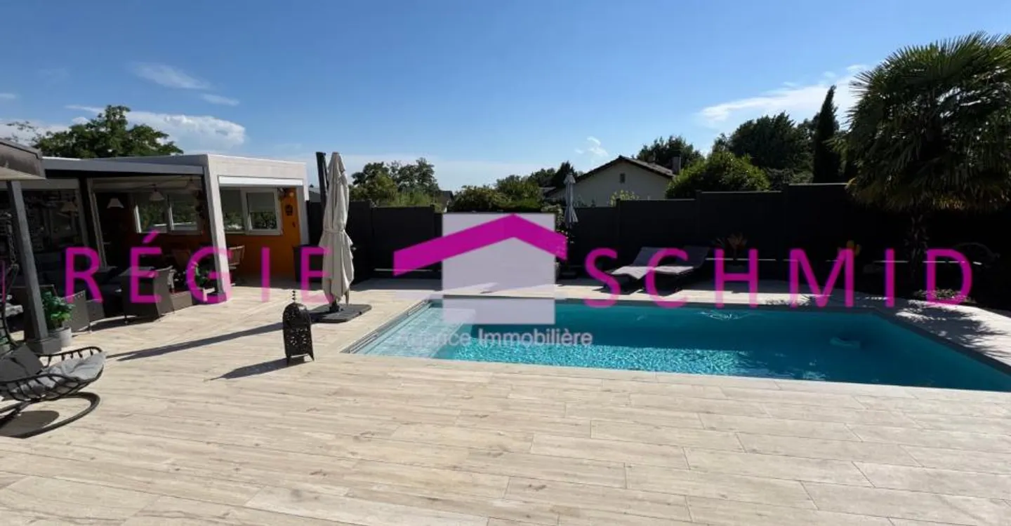 Individual Villa in a Quiet Location with Unobstructed View. - Photo 1 of 13