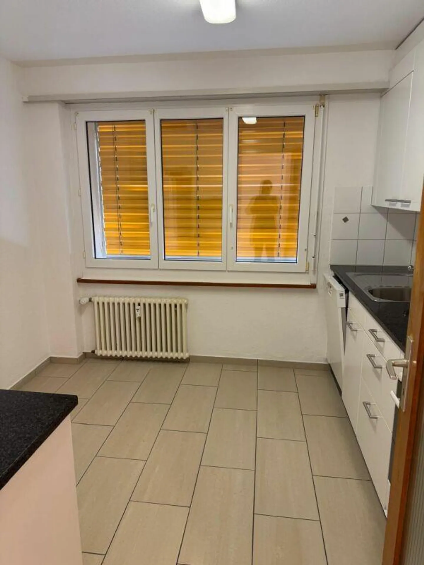 Appartamento 3 camere piacevole - Foto 3 di 13