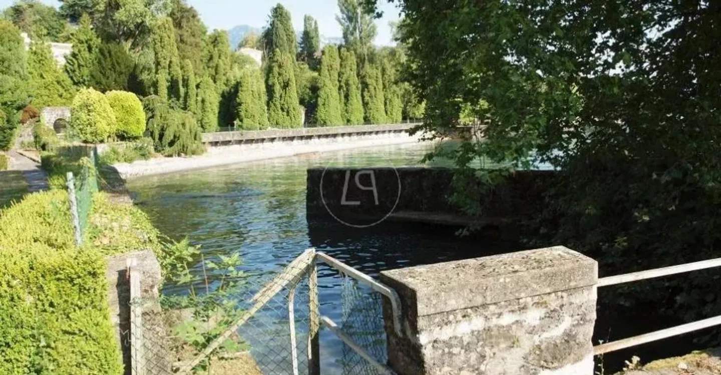 Außergewöhnliches Anwesen am Wasser in der Nähe von Montreux - Foto 5 von 13