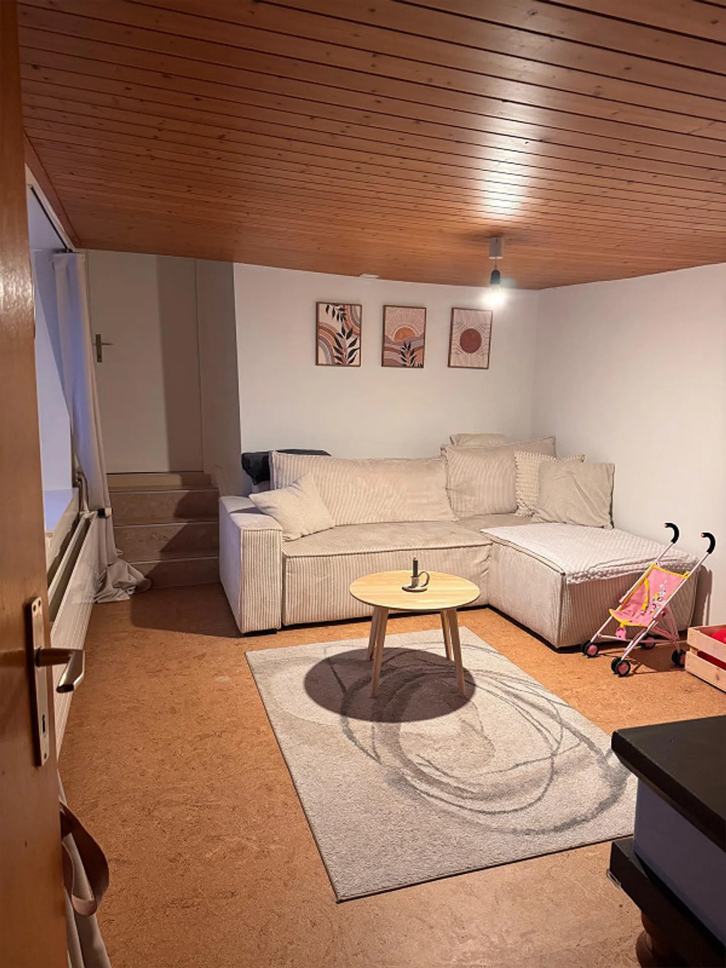 Charming 3.5-room apartment with fireplace, seating area & garden - Photo 1 of 13
