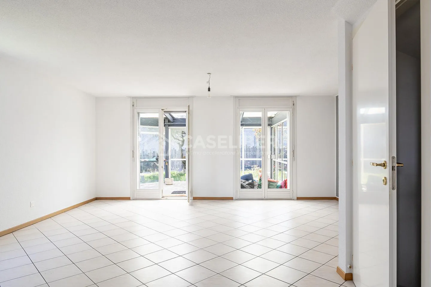 REIHENHAUS MIT GARTEN MIT 5,5 ZIMMERN IN BEDANO - Foto 5 von 18