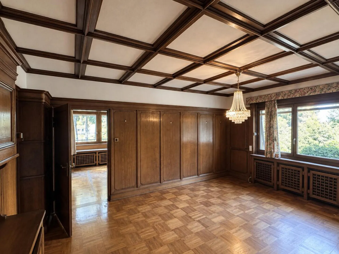 Villa nostalgique avec un potentiel unique - Photo 2 sur 13