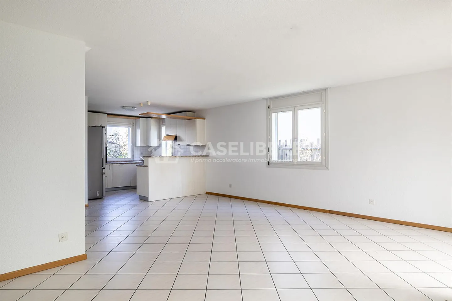 REIHENHAUS MIT GARTEN MIT 5,5 ZIMMERN IN BEDANO - Foto 4 von 18
