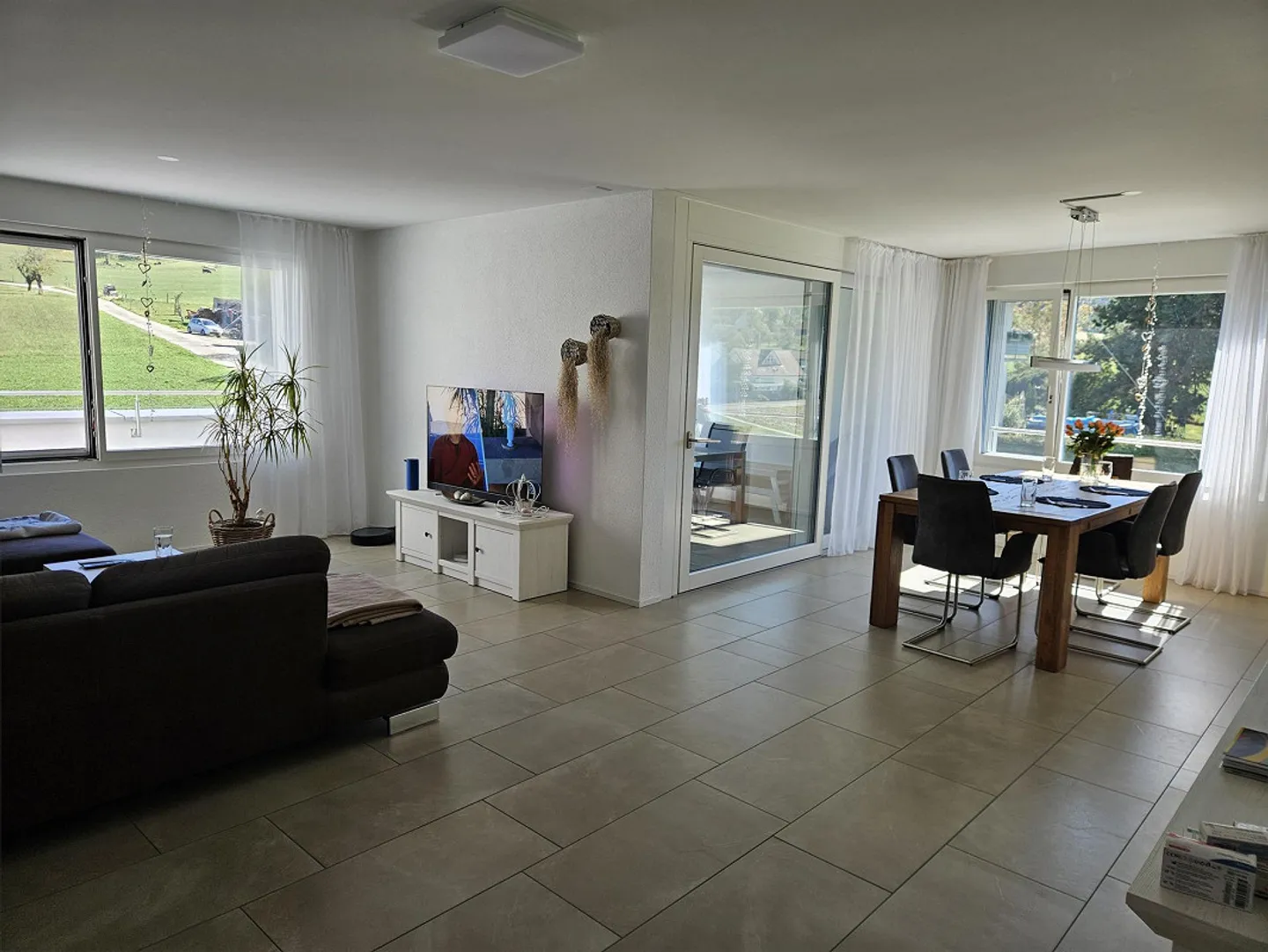 Bel appartement de 3,5 pièces avec grande terrasse - Photo 1 sur 10