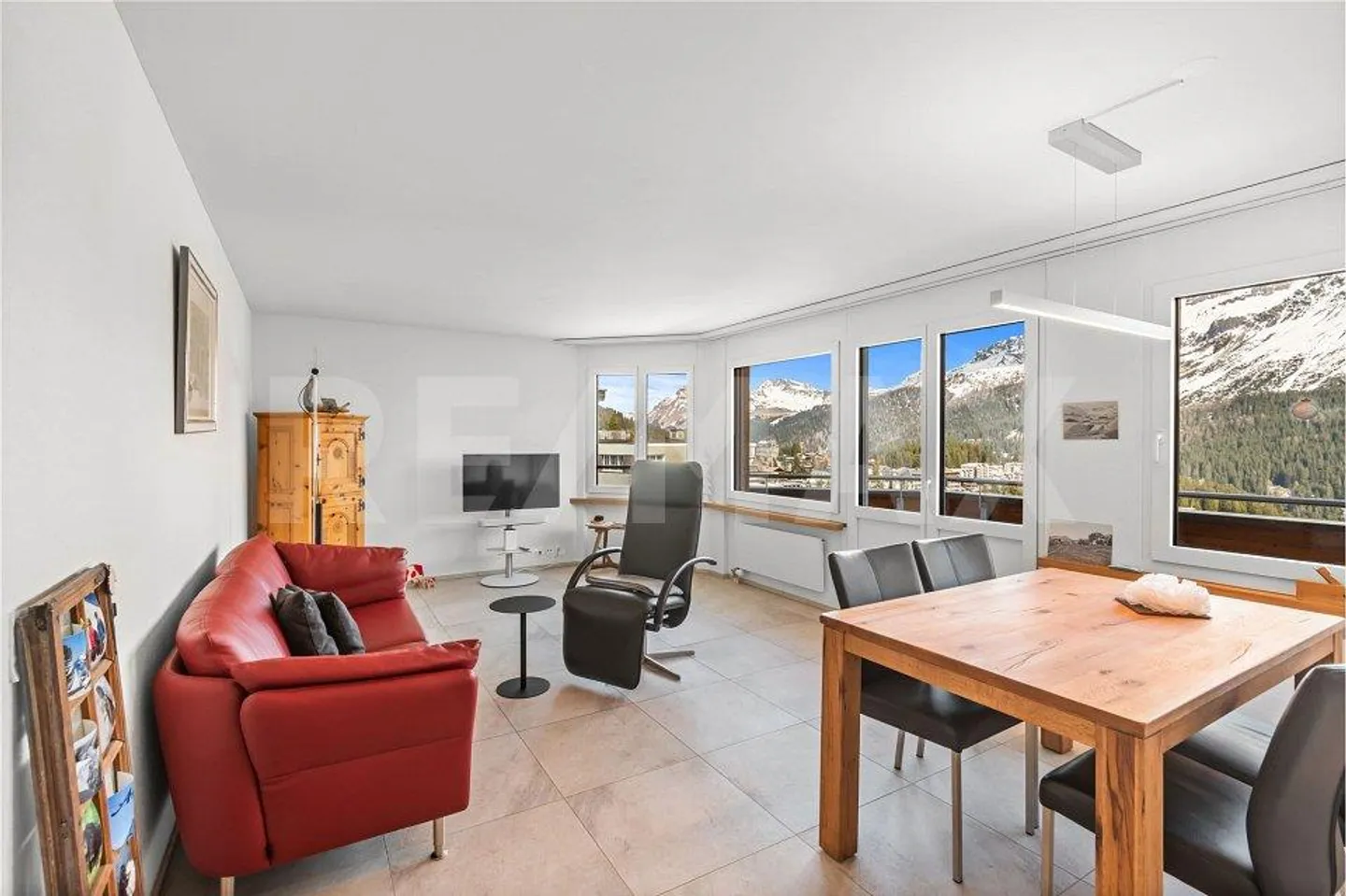 2 ½ room apartment with dream view - Photo 12 of 13