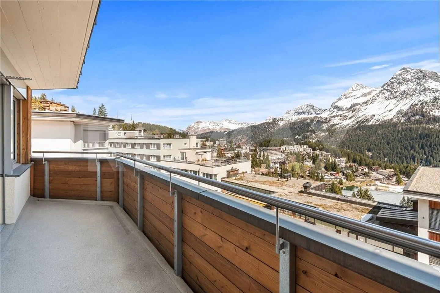 2 ½ room apartment with dream view - Photo 6 of 13