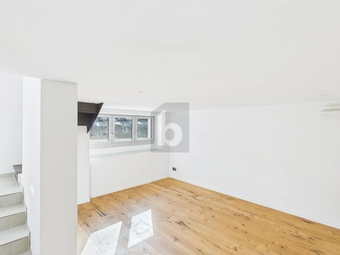 Apartment for rent - Photo 5 of 6