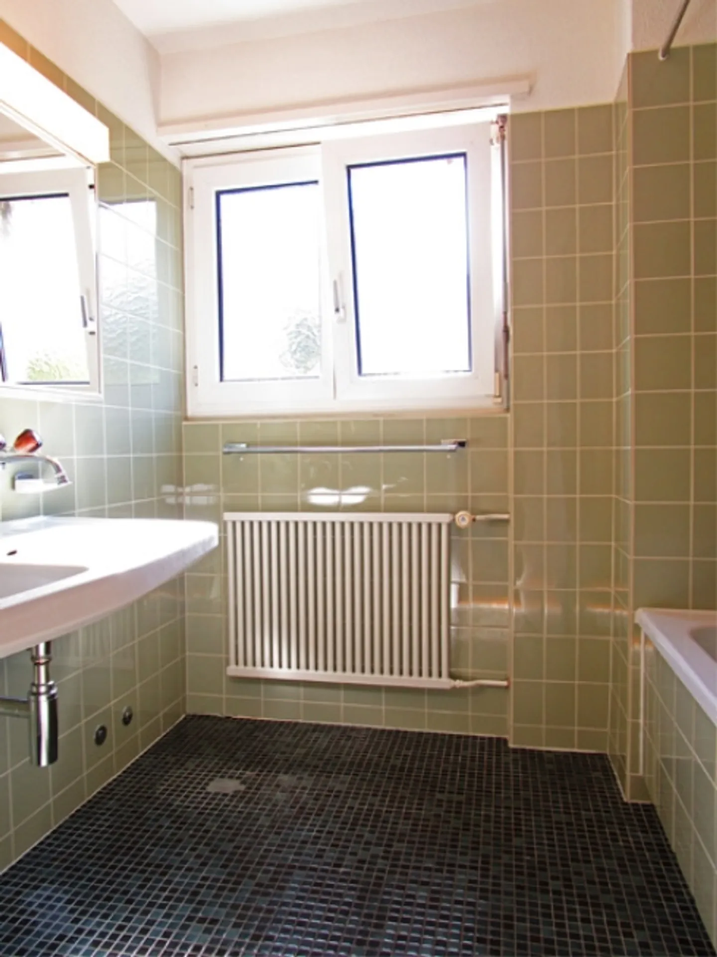 Ideal and spacious apartment seeks family! - Photo 5 of 5