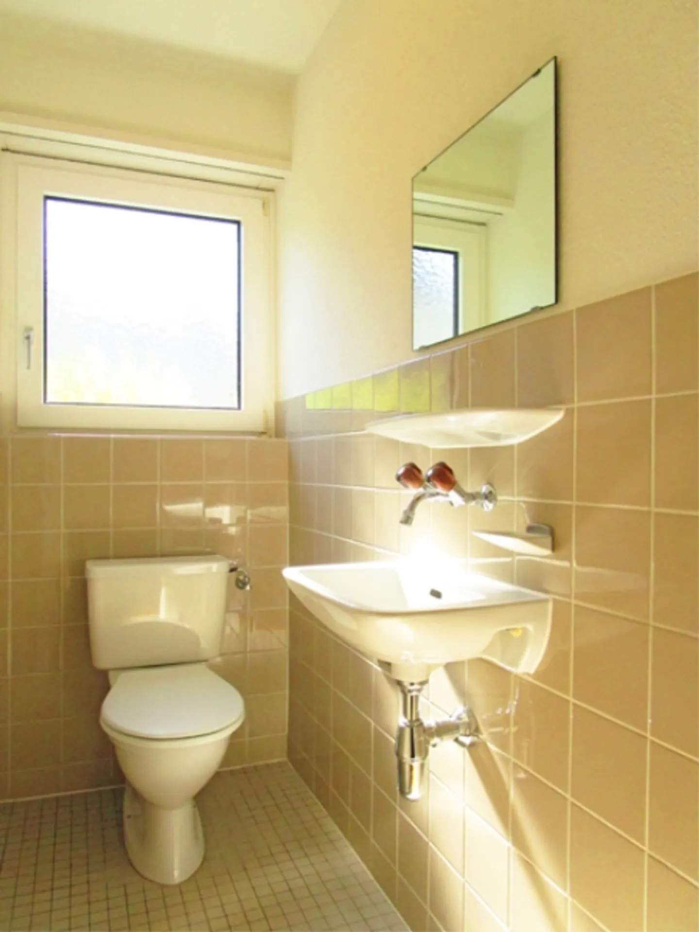 Ideal and spacious apartment seeks family! - Photo 4 of 5
