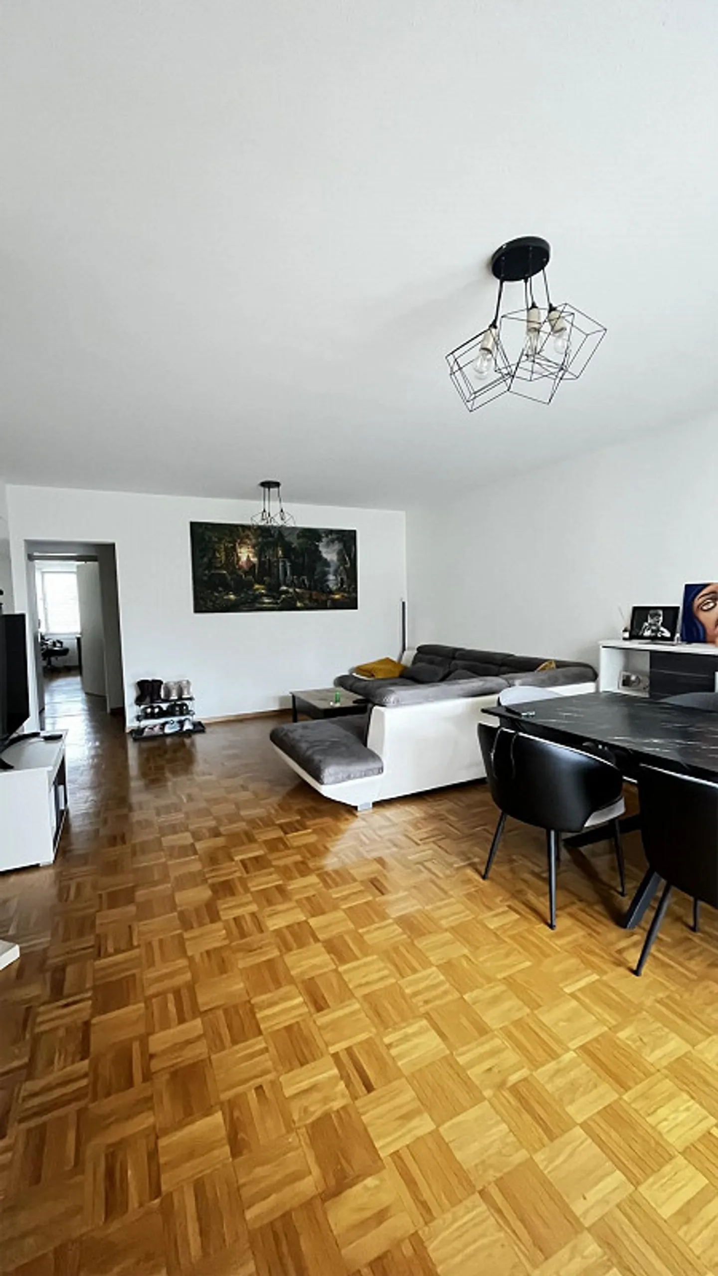 Bel Appartement dans un Quartier Calme - Photo 3 sur 11