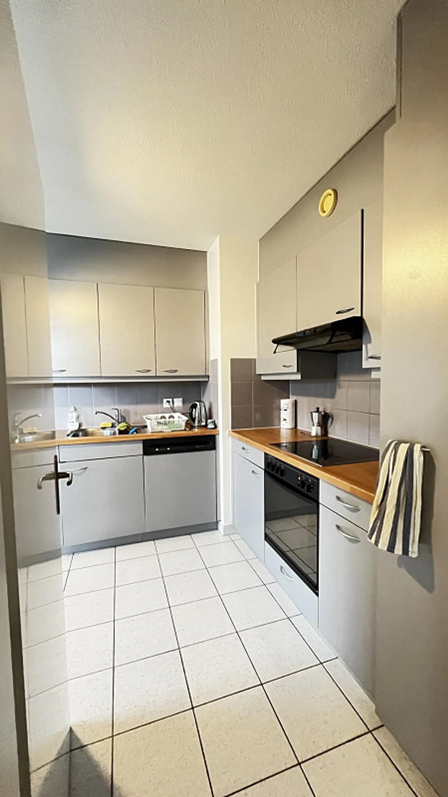 Bel Appartement dans un Quartier Calme - Photo 4 sur 11