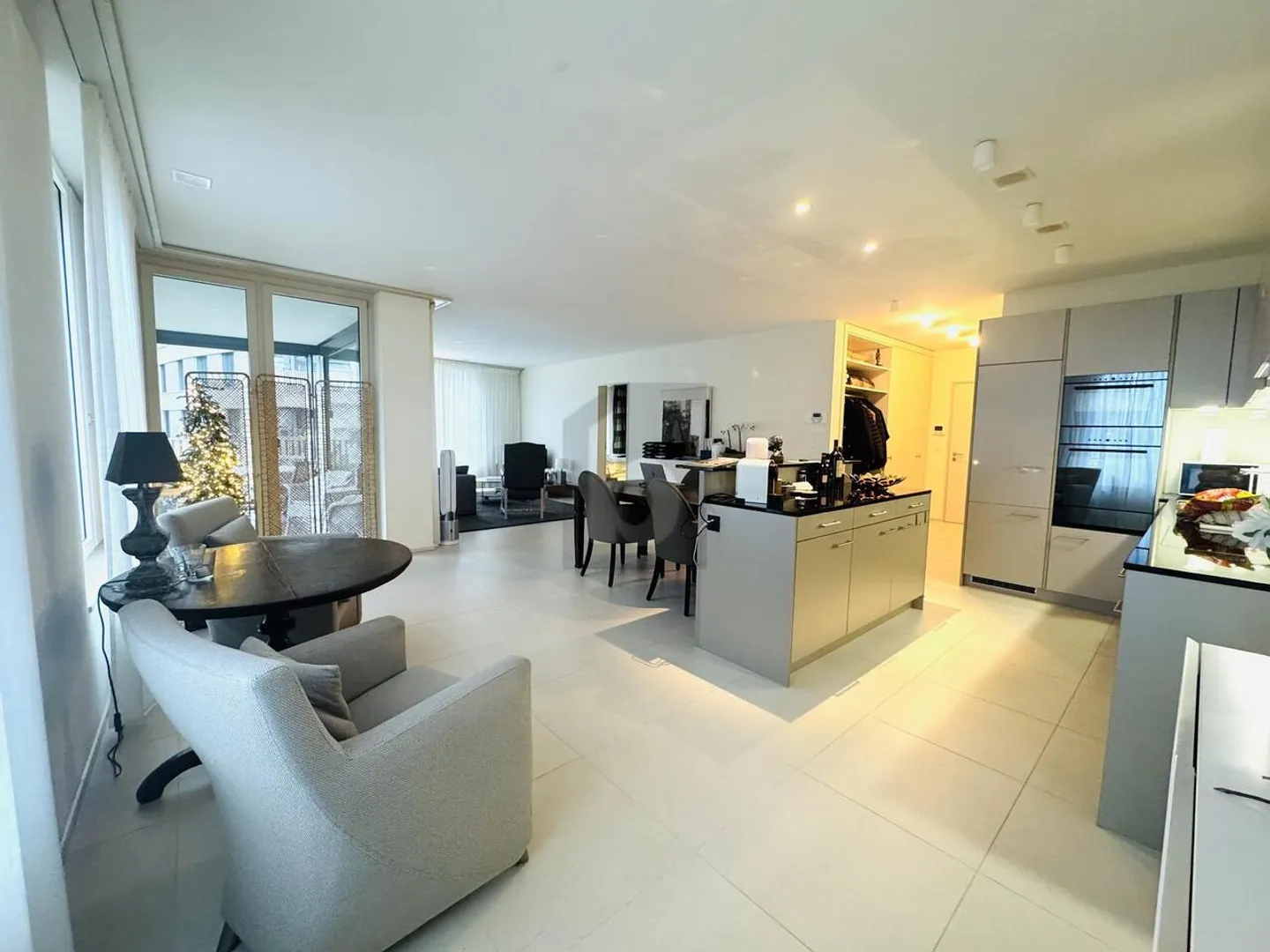 Stilvolles Apartment mit Seeblick - Foto 2 von 6