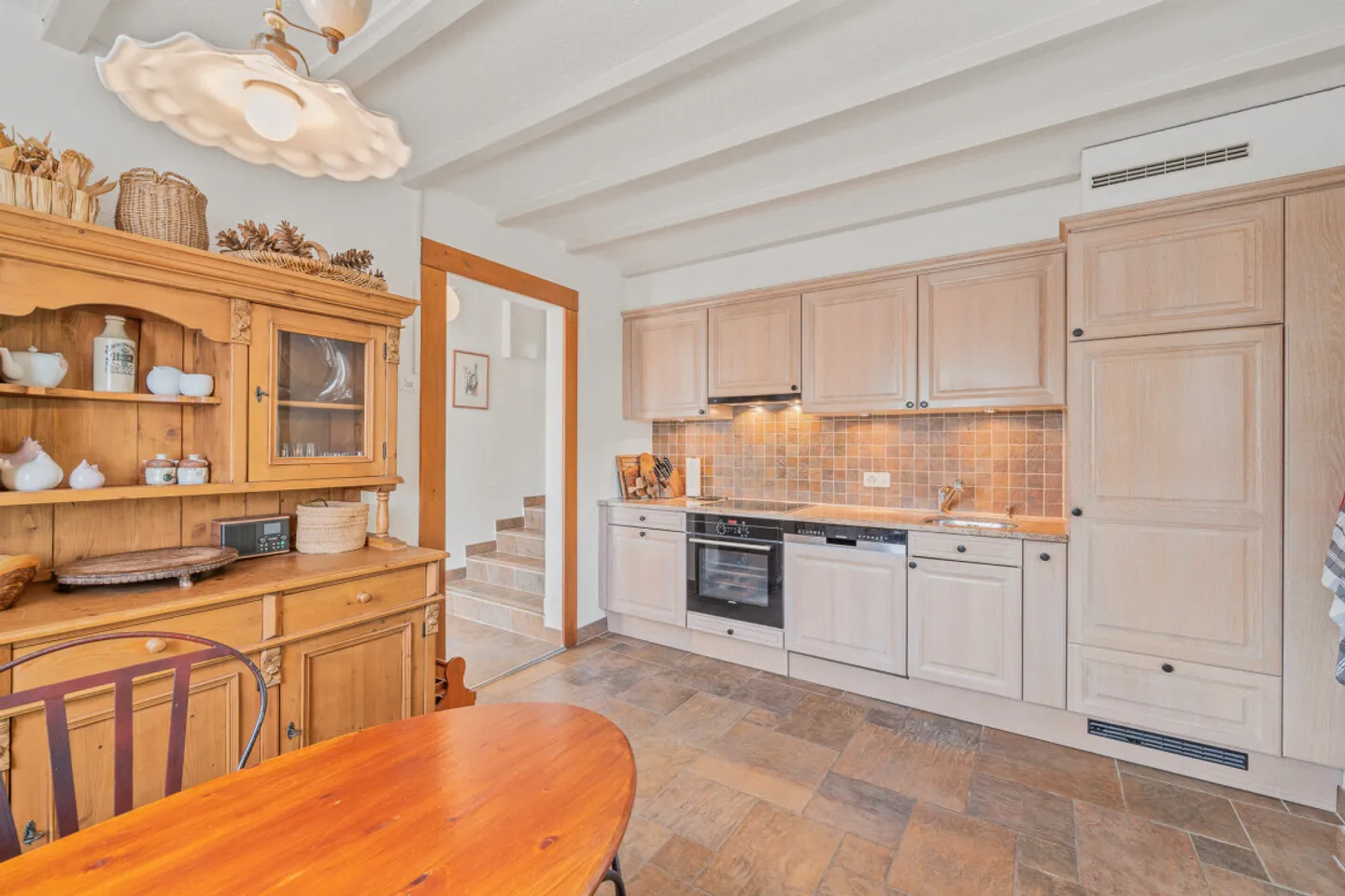 CHARMANTER DUPLEX MIT PRIVATGARTEN, 5 MINUTEN VON MORGES ENTFERNT - Foto 2 von 7