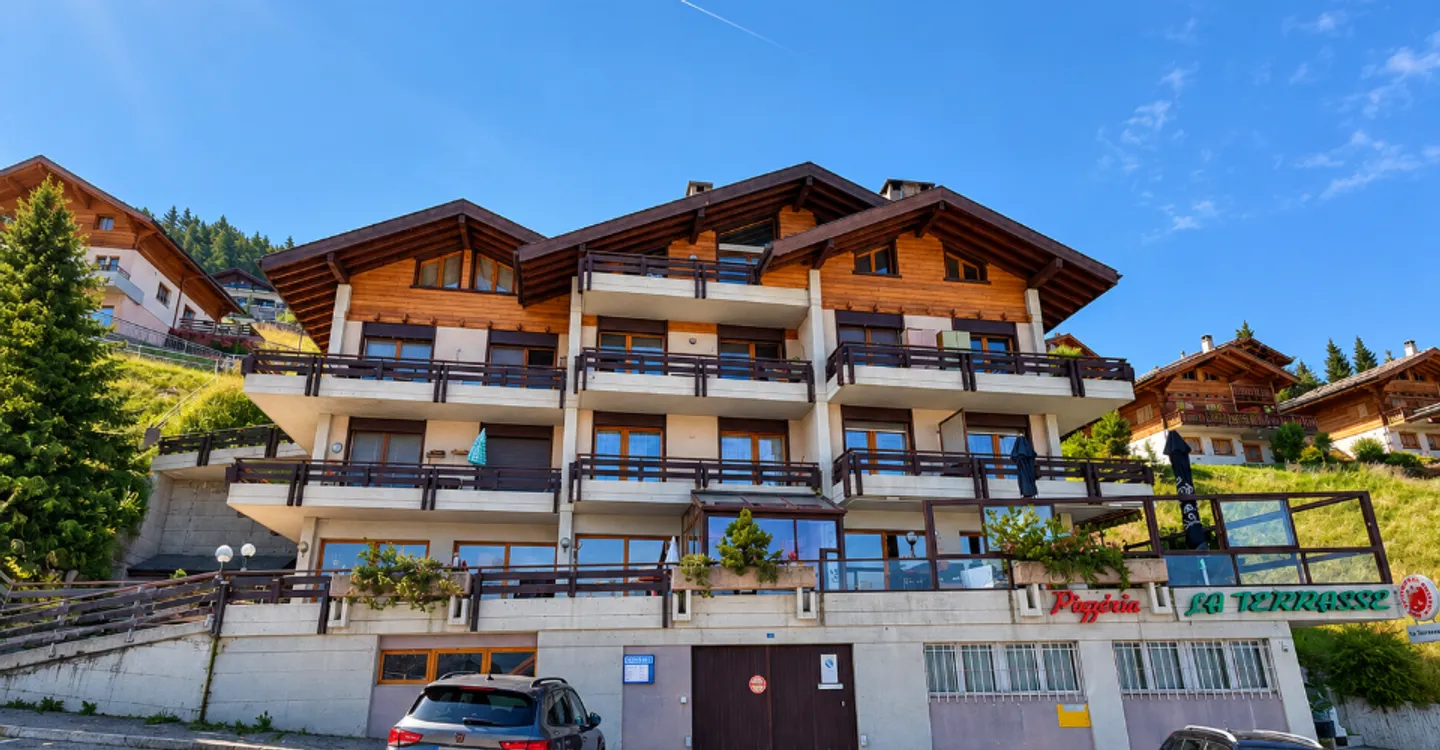 Veysonnaz – Restaurant avec terrasse panoramique - Photo 1 sur 11
