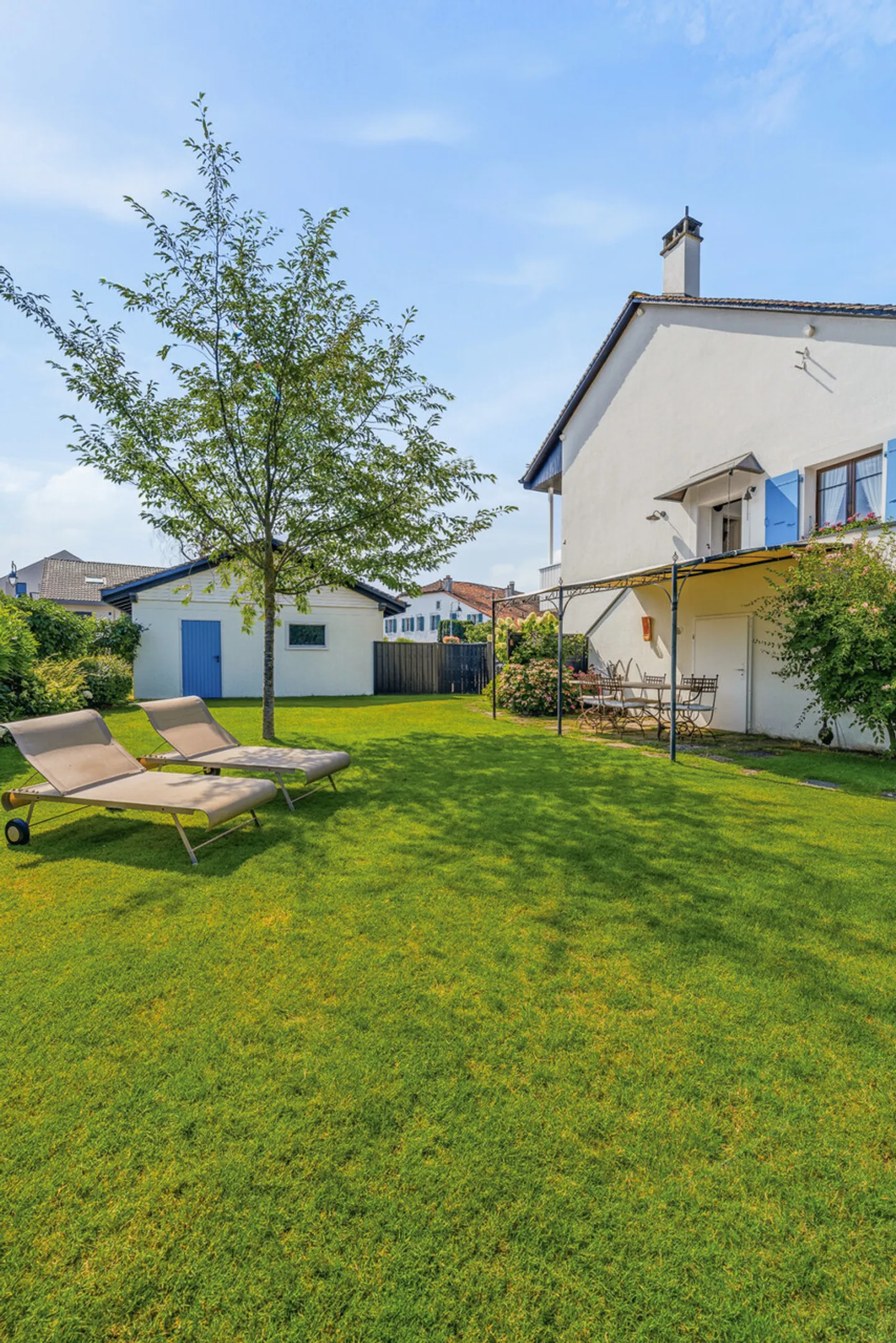 CHARMANTER DUPLEX MIT PRIVATGARTEN, 5 MINUTEN VON MORGES ENTFERNT - Foto 7 von 7
