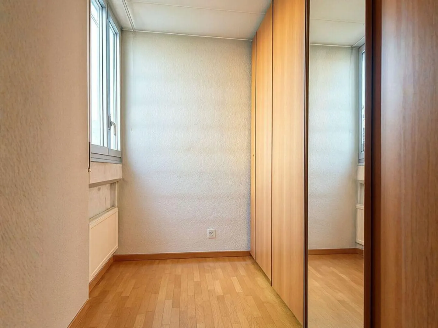 Penthouse apartment with balcony - Photo 9 of 14