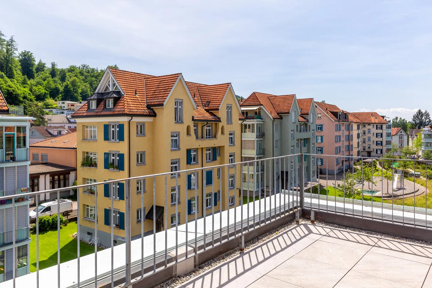 Appartamento attico 3,5 locali con terrazza 2022 completamente ristrutturato - Foto 12 di 12