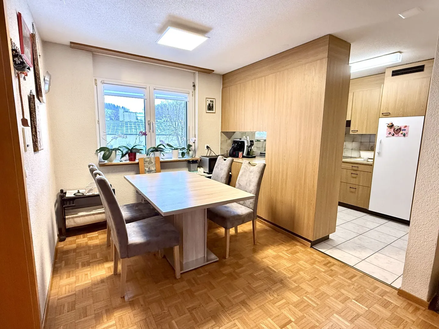 Komfortables Wohnen zwischen Natur und Alltag mit Balkon - Foto 4 di 7