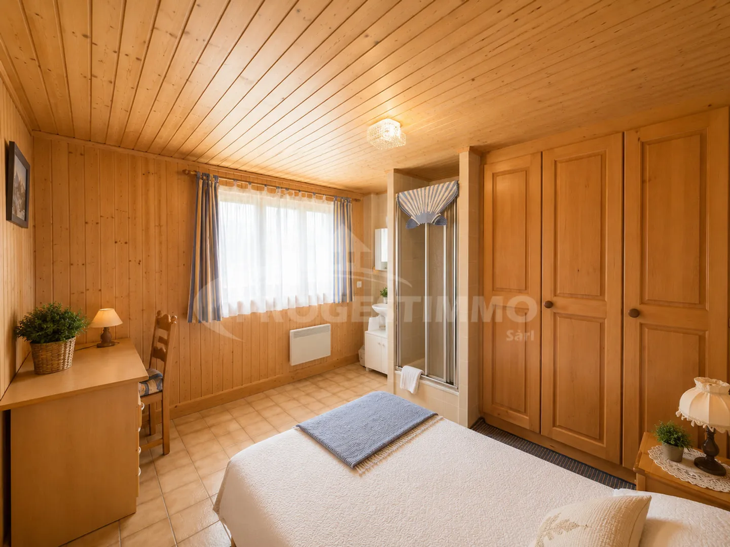 Chalet Exceptionnel avec Grand Potentiel - Photo 9 sur 14