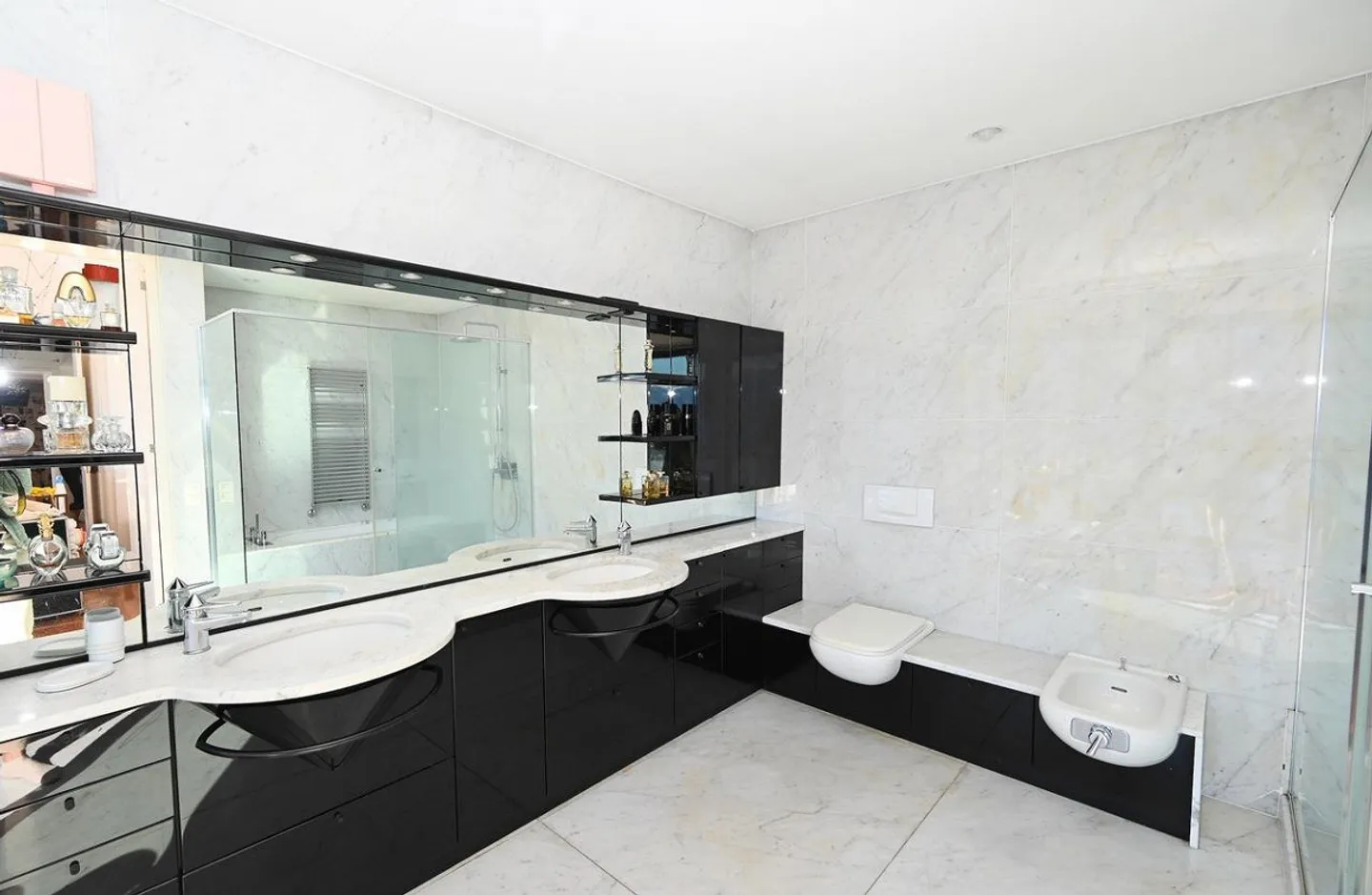 VILLA CON VISTA LAGO. STILE MINIMALISTA. MASSIMO LUSSO - Foto 13 di 16