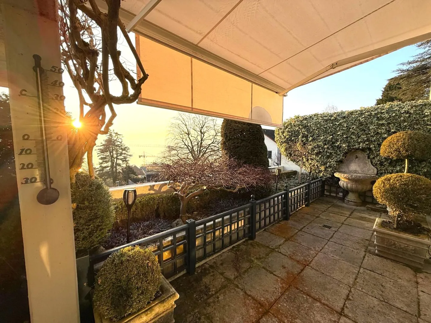 Posizione, Posizione, Posizione? Esclusivo appartamento di 6 stanze con vista lago impareggiabile - Foto 3 di 9