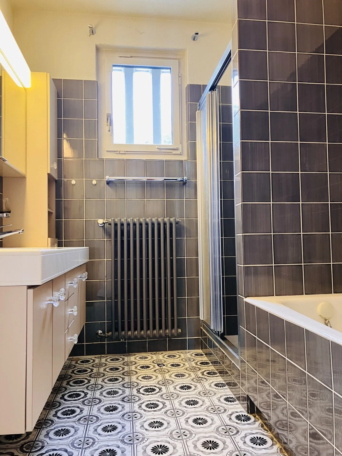 Posizione, Posizione, Posizione? Esclusivo appartamento di 6 stanze con vista lago impareggiabile - Foto 5 di 9