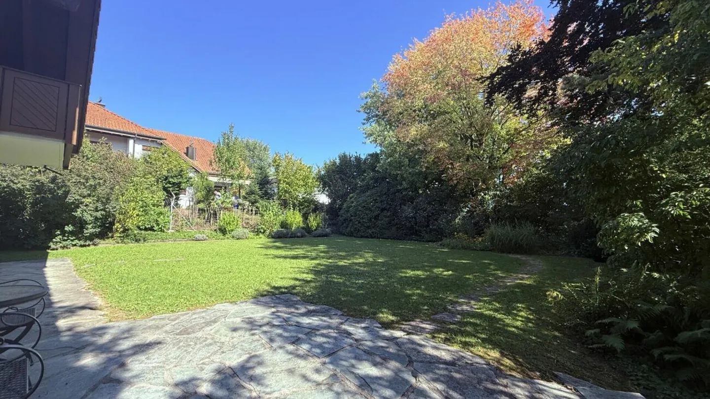 Casa unifamiliare con carattere e vista panoramica - Foto 8 di 30