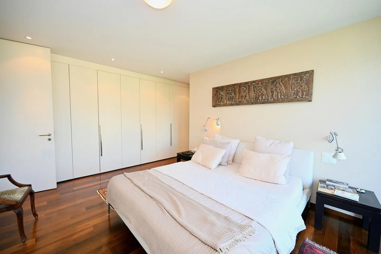 Modern Villa in Exclusive, Tranquil Setting Surrounded by Nature - Photo 16 of 29