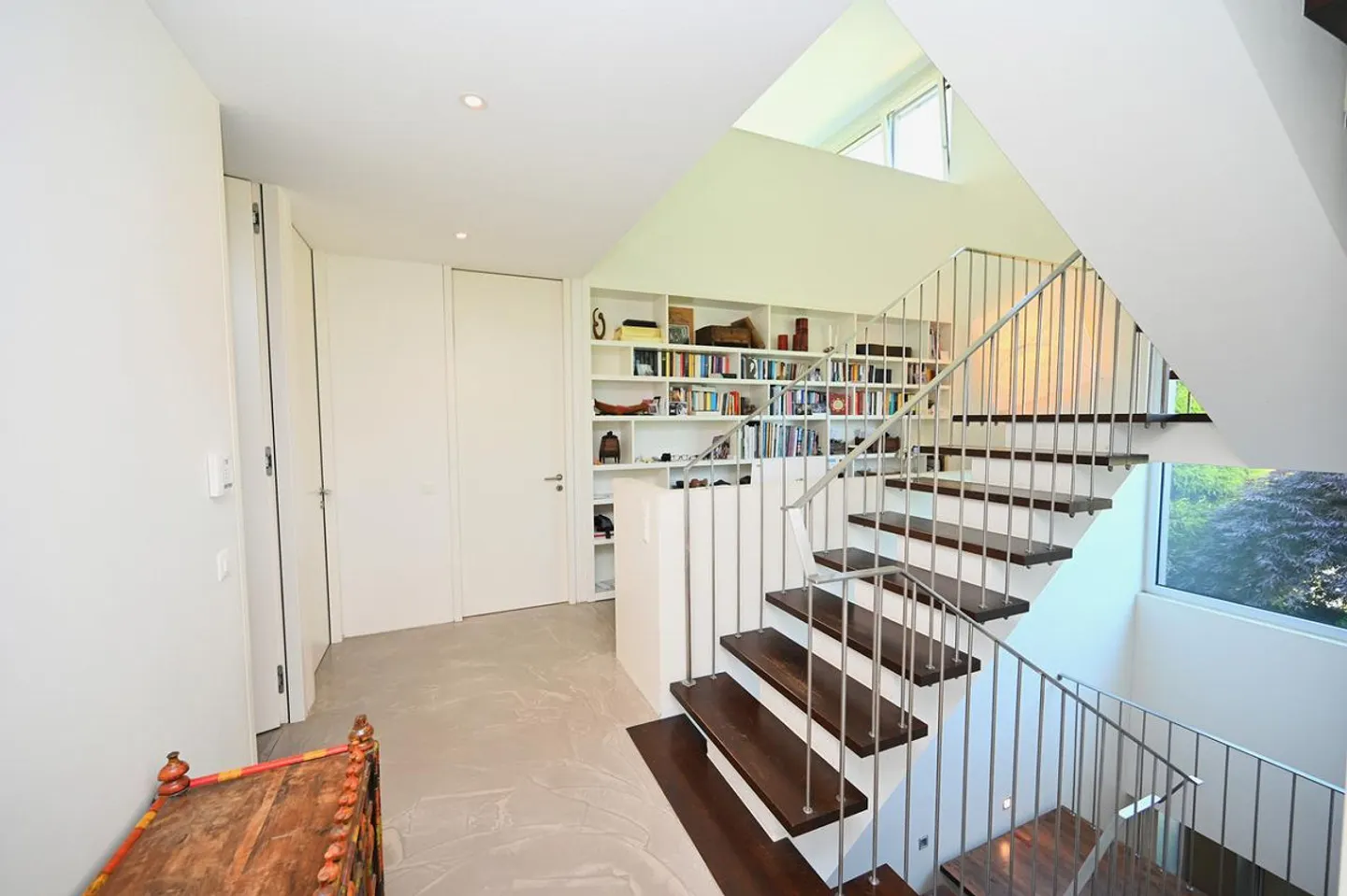 Modern Villa in Exclusive, Tranquil Setting Surrounded by Nature - Photo 21 of 29