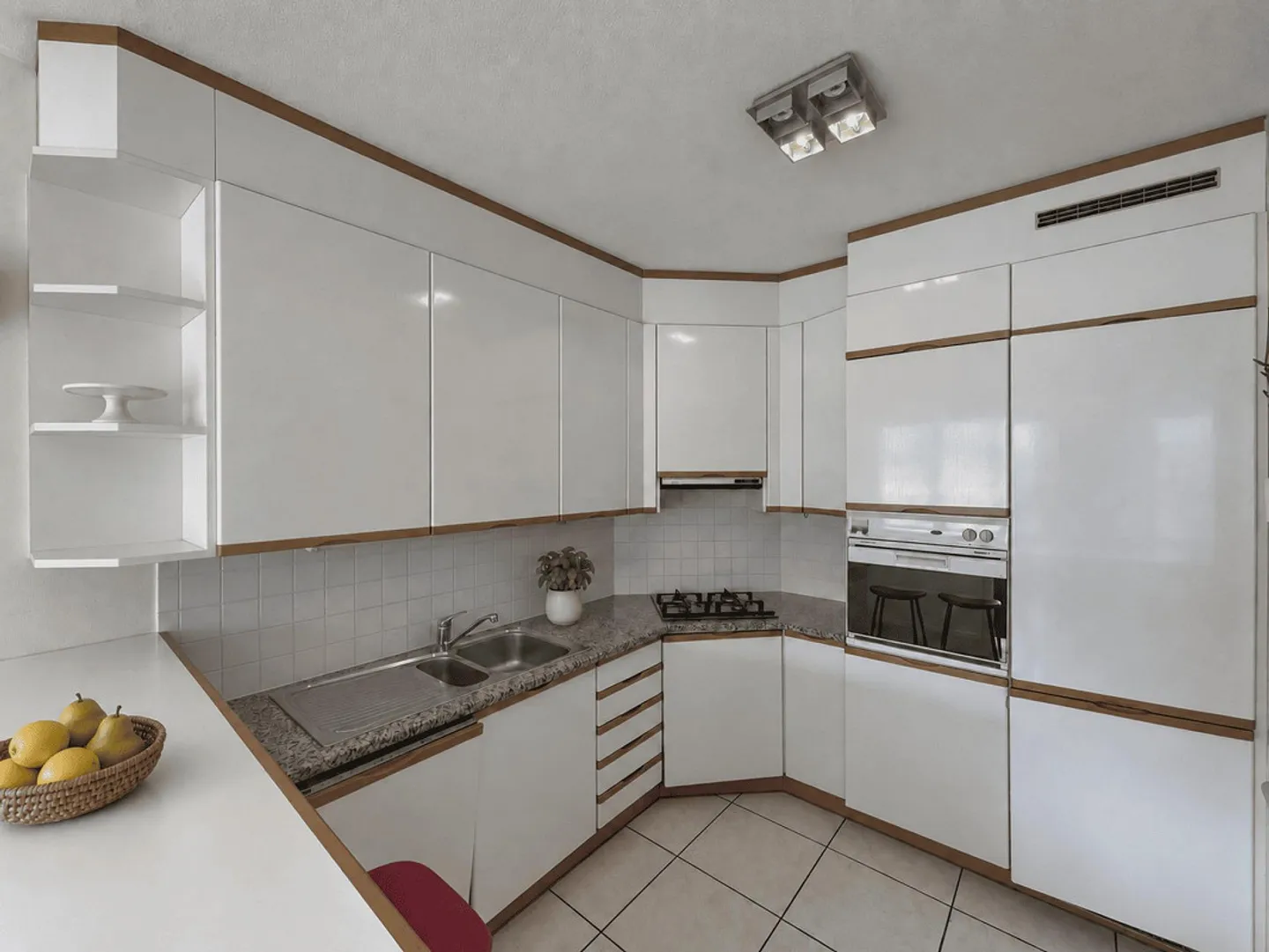 4.5 APARTMENT WITH SPLENDID CITY VIEW AND PARTIAL LAKE VIEW - Photo 7 of 13