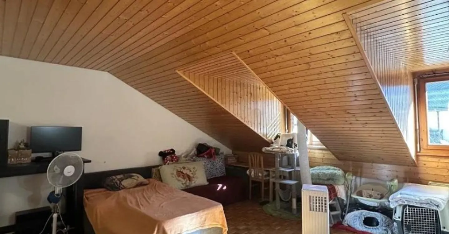 Charmant Appartement Attique - Photo 2 sur 2