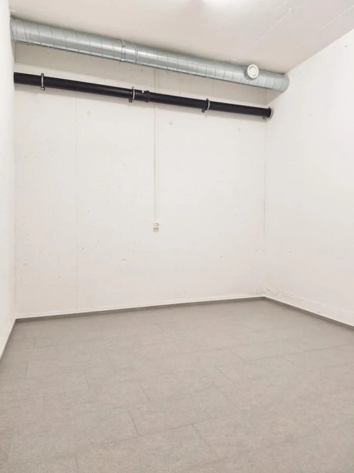 Disporaum zu vermieten - Foto 3 von 3