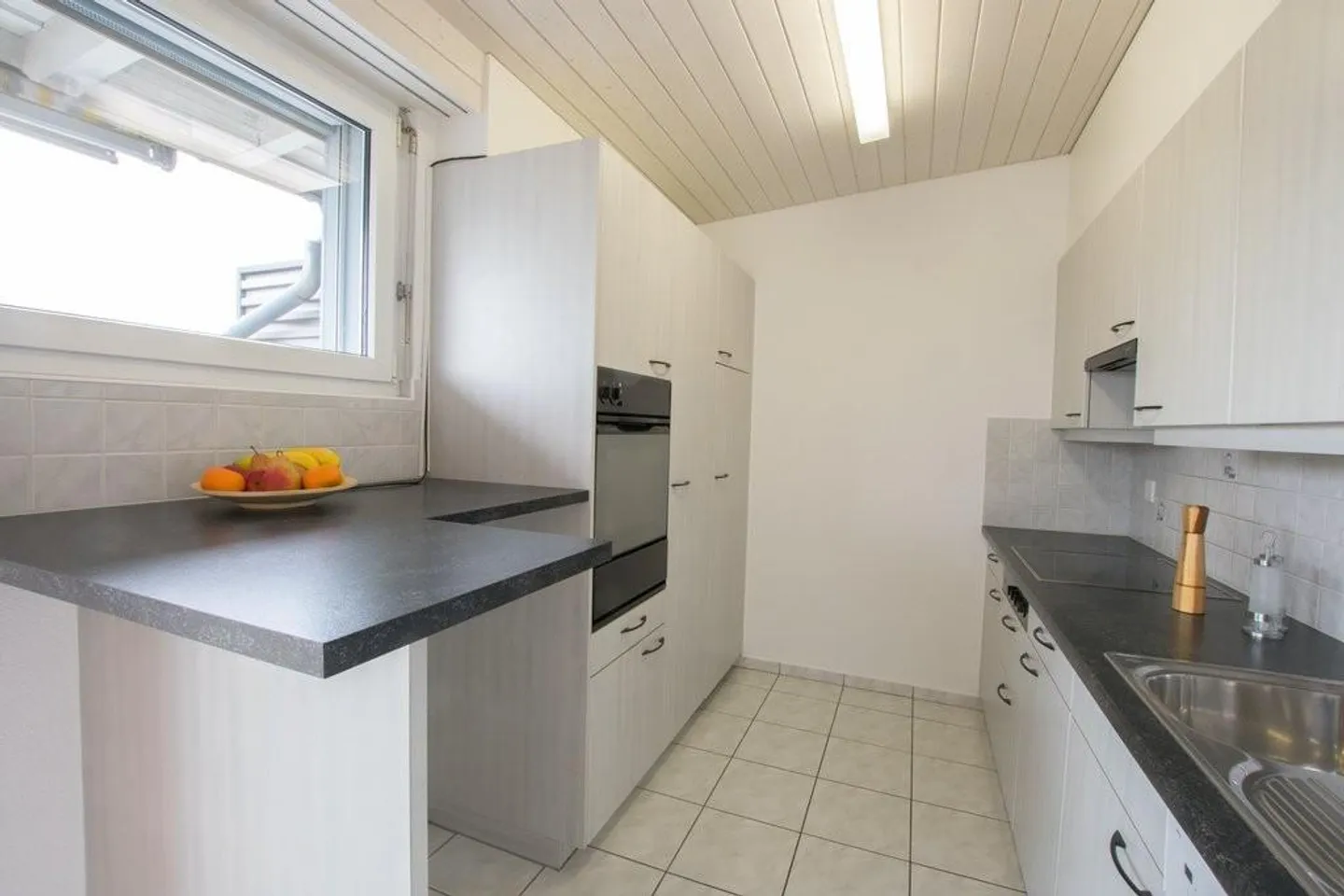 Appartamento attico 3.5 locali con grande terrazza e lavanderia privata - Foto 3 di 11