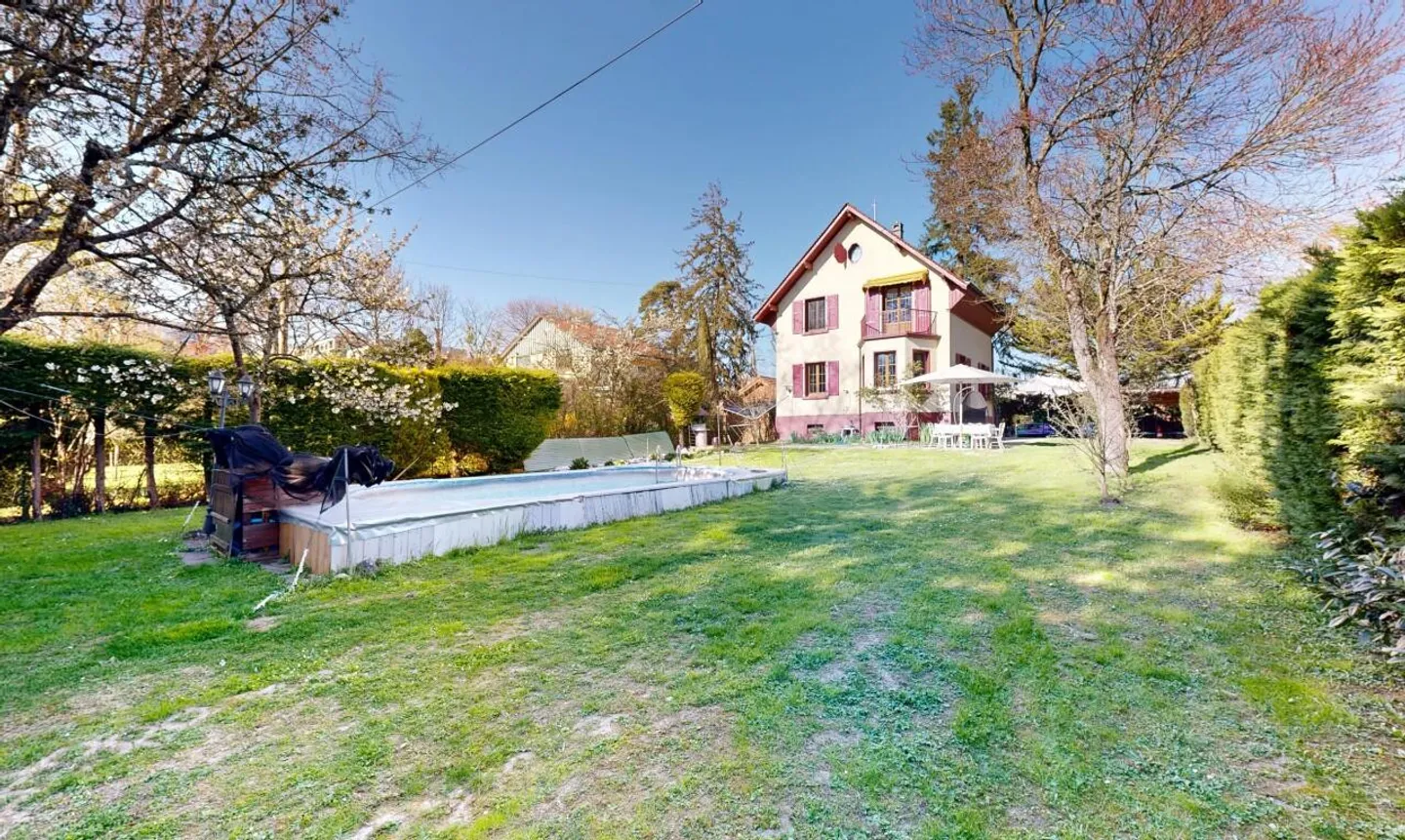 Villa avec piscine près du Quartier de l'Étang - Photo 4 sur 13