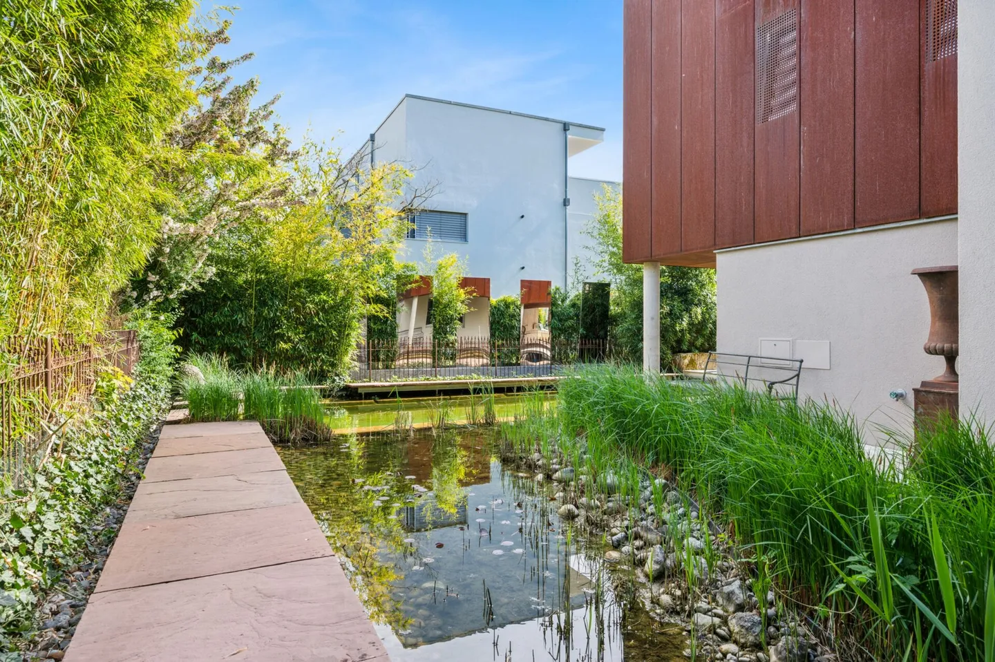 Exklusive 6.5-Zimmer-Villa in Seenähe - Foto 9 von 12