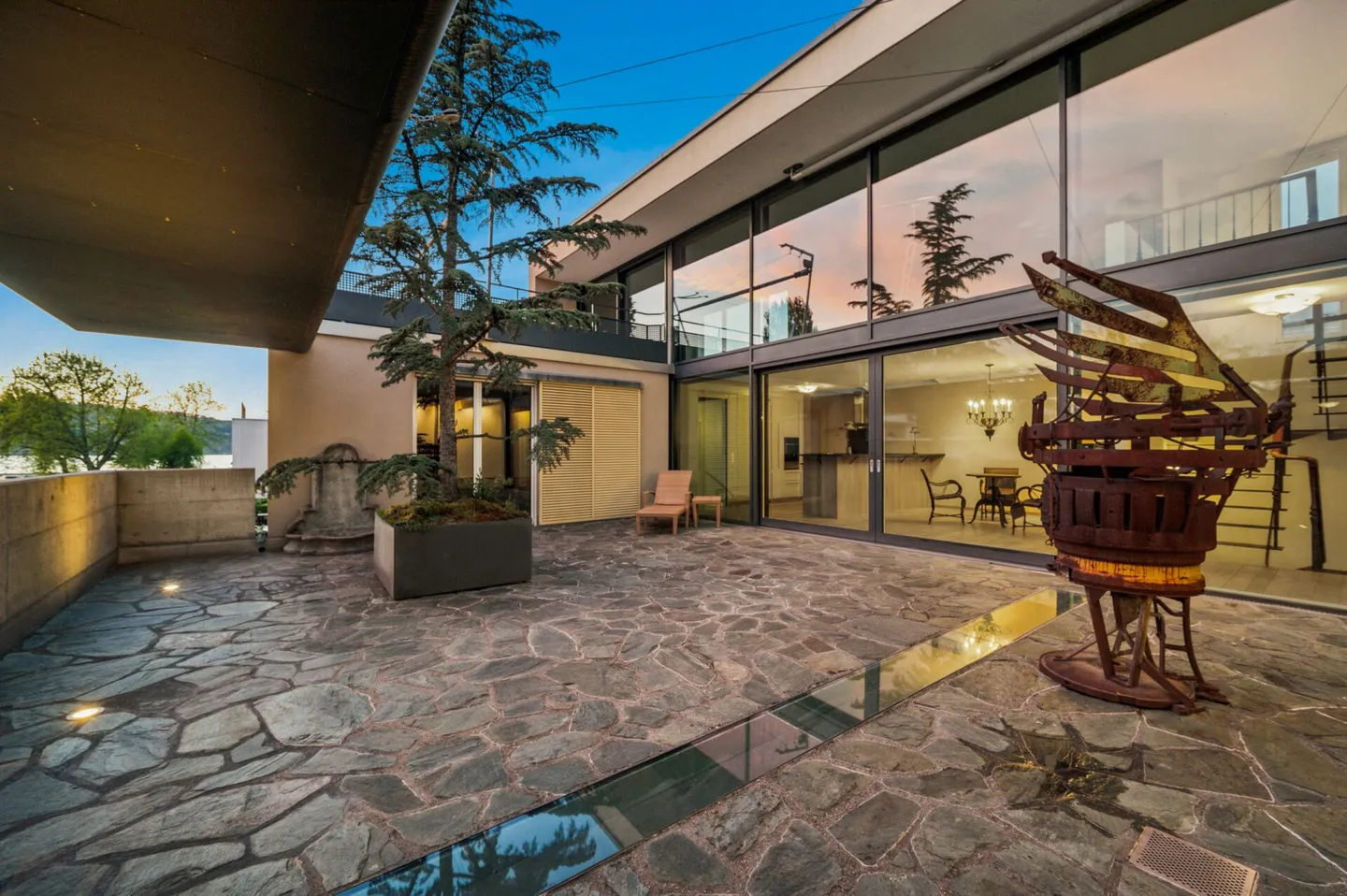 Exklusive 6.5-Zimmer-Villa in Seenähe - Foto 11 von 12